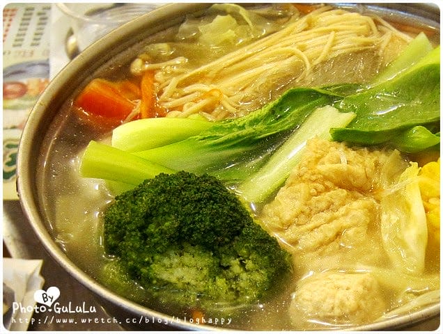 [台北] 西門町全真素食．火鍋薯條鐵板燒蛋包飯～附2012年新內容連結