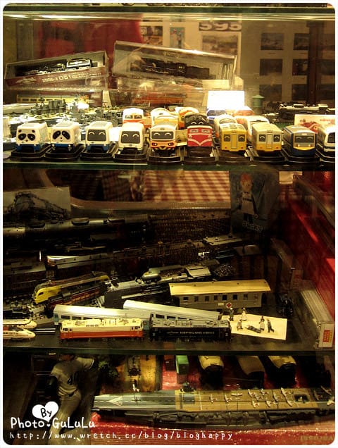 [台北] 藝人餐廳．有小火車的南方列車坊～就在淡水站 (葷素 已歇業