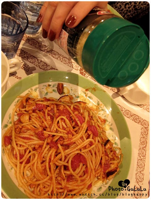 [台北] 藝人餐廳．有小火車的南方列車坊～就在淡水站 (葷素 已歇業