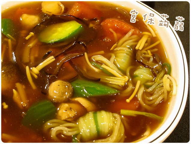 [台北] 阿甘蔬食｜大葉高島屋 美食街 (葷素 已歇業