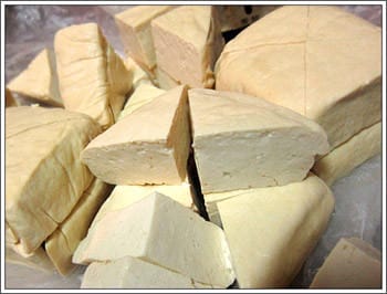 露露日常料理 ▌美味酸菜臭豆腐