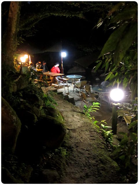 [台北] 陽明山奧萬大｜楓葉紅囉～賞楓吃美食 (下-夜晚)