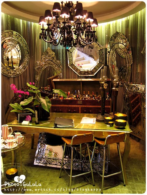 [台北] 這紫色水晶燈也太太太…太閃了吧！怡亨酒店下午茶 (葷素