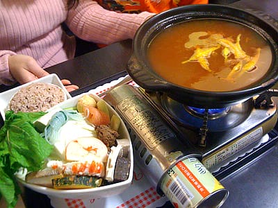 [台北] 可愛的微笑元素｜新光三越 台北車站 (站前店已歇業