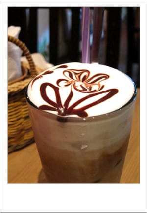 [新北] 彩虹咖啡 鬆餅｜黃金獵犬店長、板橋 新埔捷運旁 (葷素