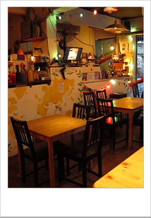 [新北] 彩虹咖啡 鬆餅｜黃金獵犬店長、板橋 新埔捷運旁 (葷素