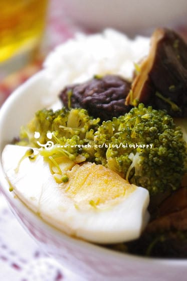 露露日常料理 ▌椰菜拌香菇