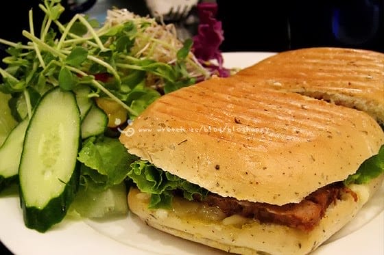 [新北] 淡水〔KOOKS 異嗑堂〕就素異國美食 (葷素