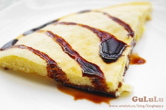 露露日常料理 ▌夏天就是要吃冰！巧克力醬香草奶昔冰淇淋球