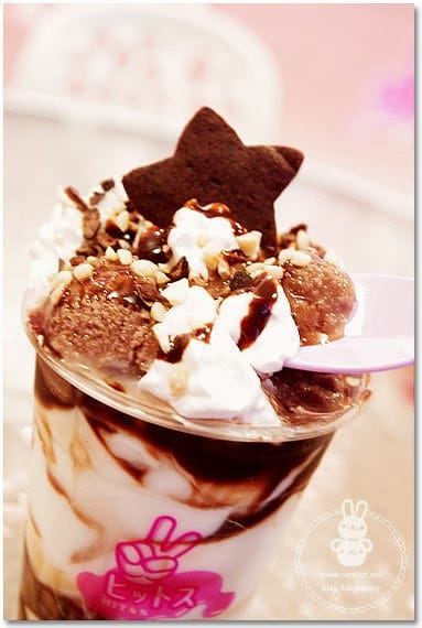 【台北】HITOS牛乳花．藝人小蜜桃姊姊的豆花店（微風店歇業