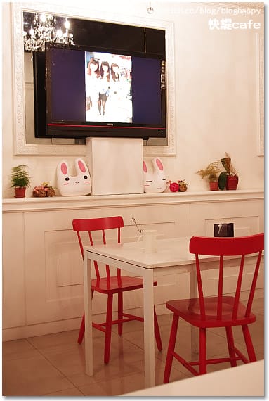 [新北] 板橋〔快緹cafe輕食館〕莎拉鬆餅可可咖啡通通來 (葷素