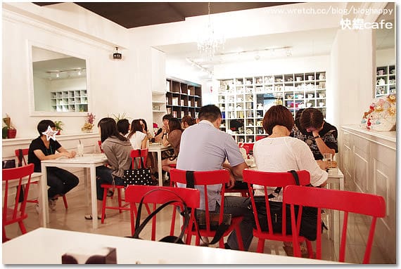 [新北] 板橋〔快緹cafe輕食館〕莎拉鬆餅可可咖啡通通來 (葷素