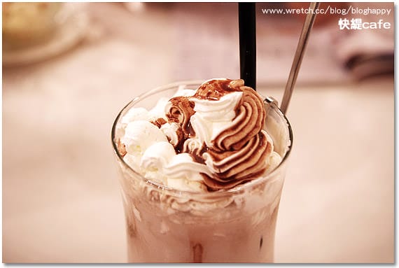 [新北] 板橋〔快緹cafe輕食館〕莎拉鬆餅可可咖啡通通來 (葷素