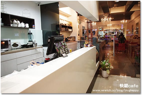 [新北] 板橋〔快緹cafe輕食館〕莎拉鬆餅可可咖啡通通來 (葷素