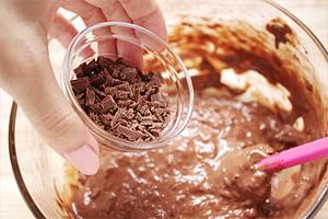 露露日常料理 ▌巧克力蛋糕亂亂做～練習練習