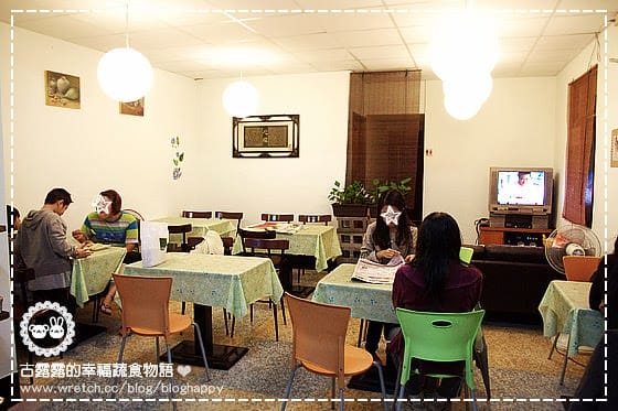 [新北] 淡水〔綠園素食〕早餐到晚餐通通包辦 (蔬食的部分暫時休息