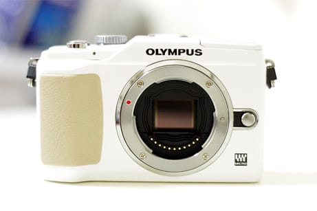 3C開箱|新機入手!Olympus E-PL2 久違了我的數位隨身機 - 第4張圖 3C開箱|新機入手!Olympus E-PL2 久違了我的數位隨身機