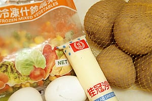 露露日常料理 ▌古露露哥哥親自下廚「馬鈴薯沙拉」