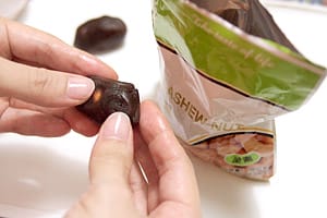 露露日常料理 ▌原來做月餅這麼簡單！初學者也能蹦出中秋月餅