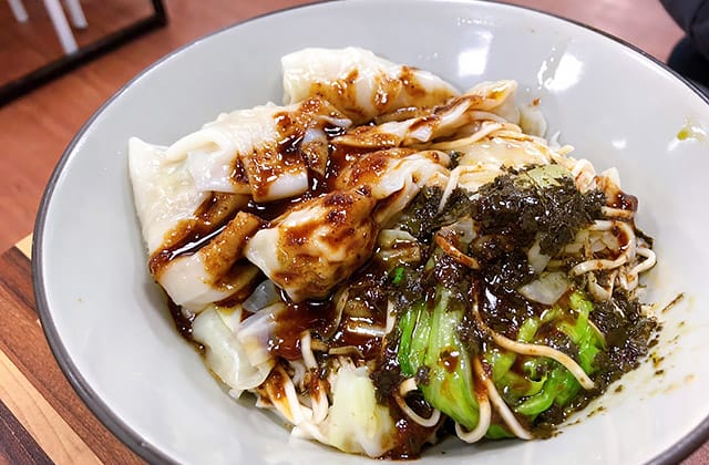 [新北] 三和夜市天生蔬食．用銅板飽足一餐 (2020/4老闆搬家