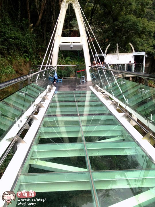 [桃園景點] 小烏來天空步道 騰空站在瀑布上方！？