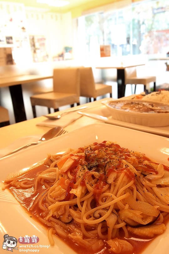 [新北] 可愛的貓肉球部隊～被攻陷啦！野貓中途咖啡 (更名貓咪親古 / 葷素