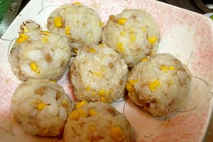 露露日常料理 ▌剩餘年菜大變身！可樂餅？