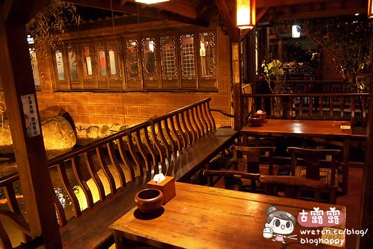 [台中] 就決定吃火鍋！環境超幽美還有水池｜耕讀園書香茶坊 (葷素