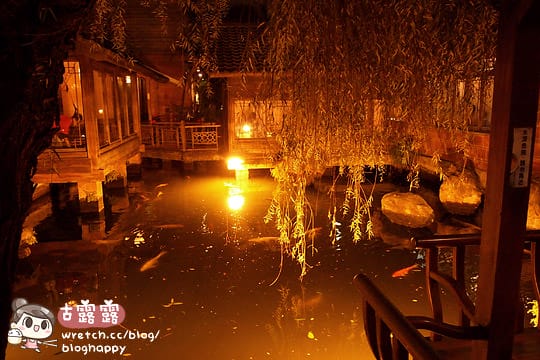 [台中] 就決定吃火鍋！環境超幽美還有水池｜耕讀園書香茶坊 (葷素