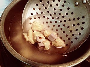 露露日常料理 ▌糖醋素排骨 + 自製麵筋