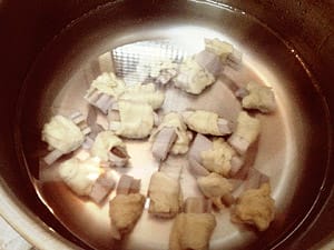 露露日常料理 ▌糖醋素排骨 + 自製麵筋