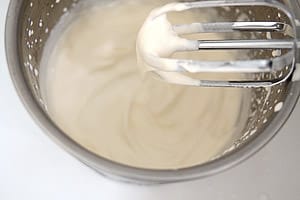 露露日常料理 ▌季節限定！鮮甜多汁 ♥ 草莓果凍