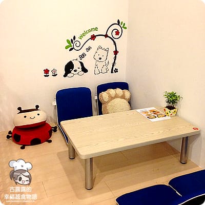 [台北] 逛三和夜市不用人擠人吃飯！簡約現代蔬食坊．捷運 (已歇業