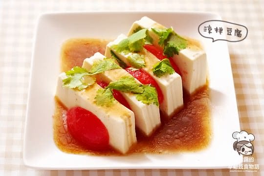 露露日常料理 ▌絕品！夏天的味道「芝麻和風沙拉醬」涼拌、炸物快速上桌