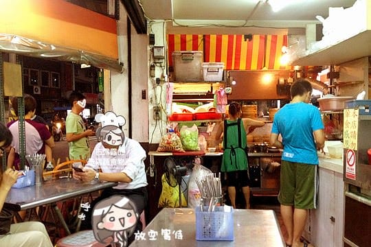 [新北] 營業到近凌晨…代表你的消夜有著落！三重 ㄚ豬仔素食