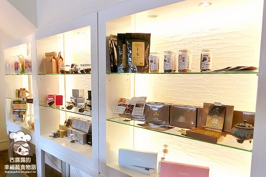 [台中] 大大的咬一口鬆餅！艾莎歐卡ASOKA 蔬食｜咖啡｜下午茶