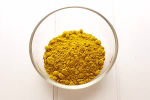 露露日常料理 ▌香味誘人的金黃咖哩飯～咖哩粉施魔法！