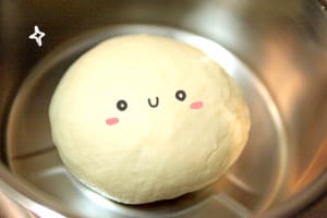 露露日常料理 ▌夾著重焙咖啡香的「咖啡肉桂捲」，與爽口雙活菌腰果禮盒！