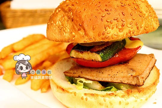 [台北] BOM BOM 蔬食花園古董餐廳 (頂讓