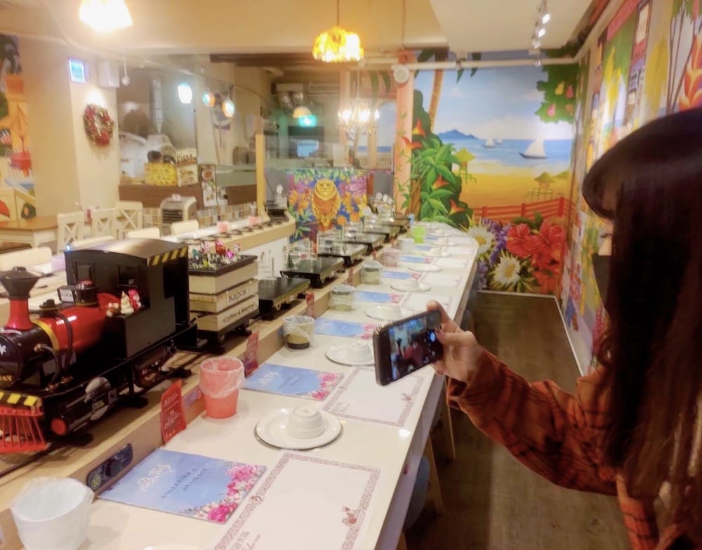 [台北] 讓人肚子餓的菜單～有哆創意蔬食洋食舘 (2021/4新增迴轉火鍋