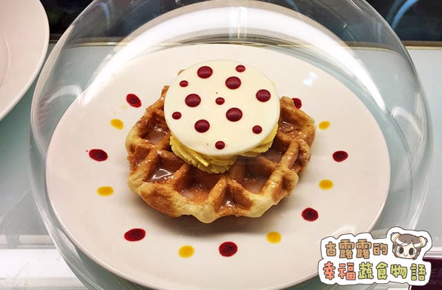 151004草間彌生Cafe007