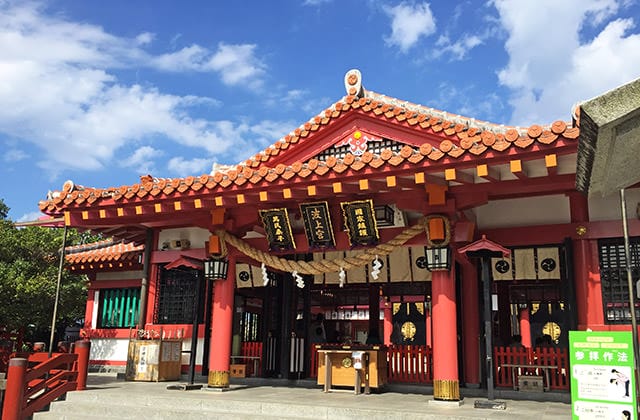 日本旅遊》gogo沖繩蔬食二日遊！國際通、首里城、波上宮、美國村