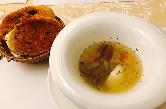 [台中] 斐麗巴黎廳 法式蔬食 (朋友幫忙拍的照片