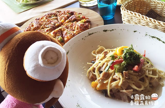 [新北] 馬蹄灣蔬食咖啡 (改貓踏浪) 海景餐廳 下午茶 Wifi ｜三芝淺水灣 (已歇業