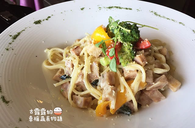 [新北] 馬蹄灣蔬食咖啡 (改貓踏浪) 海景餐廳 下午茶 Wifi ｜三芝淺水灣 (已歇業