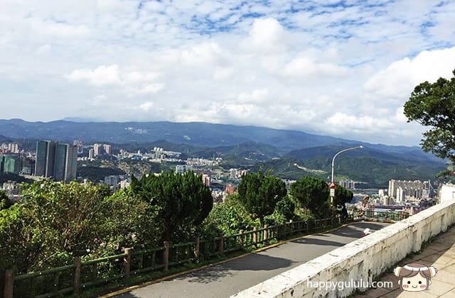 [新北景點] 汐止 大尖山風景區｜不用攻山頂 就有城市美景