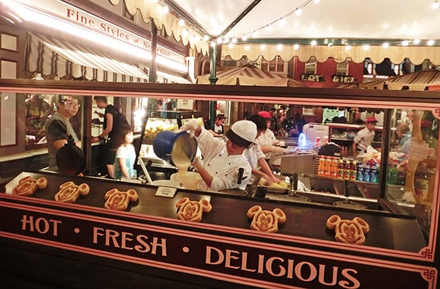 香港旅遊》gogo香港蔬食二日遊！赤柱 尖沙咀｜香港迪士尼樂園 萬聖節