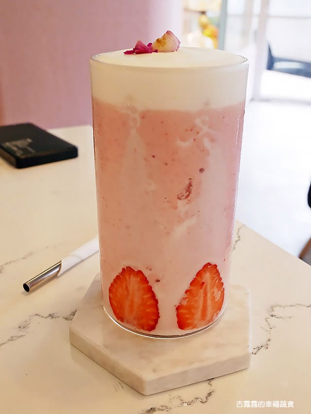 [台北] 小小樹食｜餐桌上的蔬食藝術 夢幻果昔必打卡！