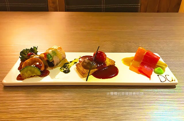 [高雄] DC蔬食餐廚-無菜單料理｜特派員出差美食 跟著吃素就對啦！