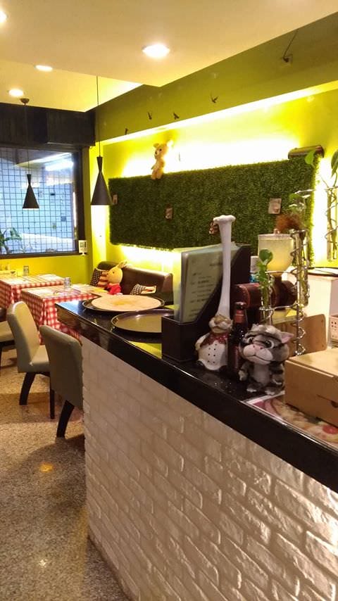 [台南] 凱瑞美式蔬食廚房｜安平運河邊 異國蔬食 (影音